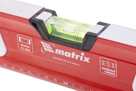 Уровень алюминиевый магнит 3 глазка (1 зеркал.) 600 мм MATRIX 34731